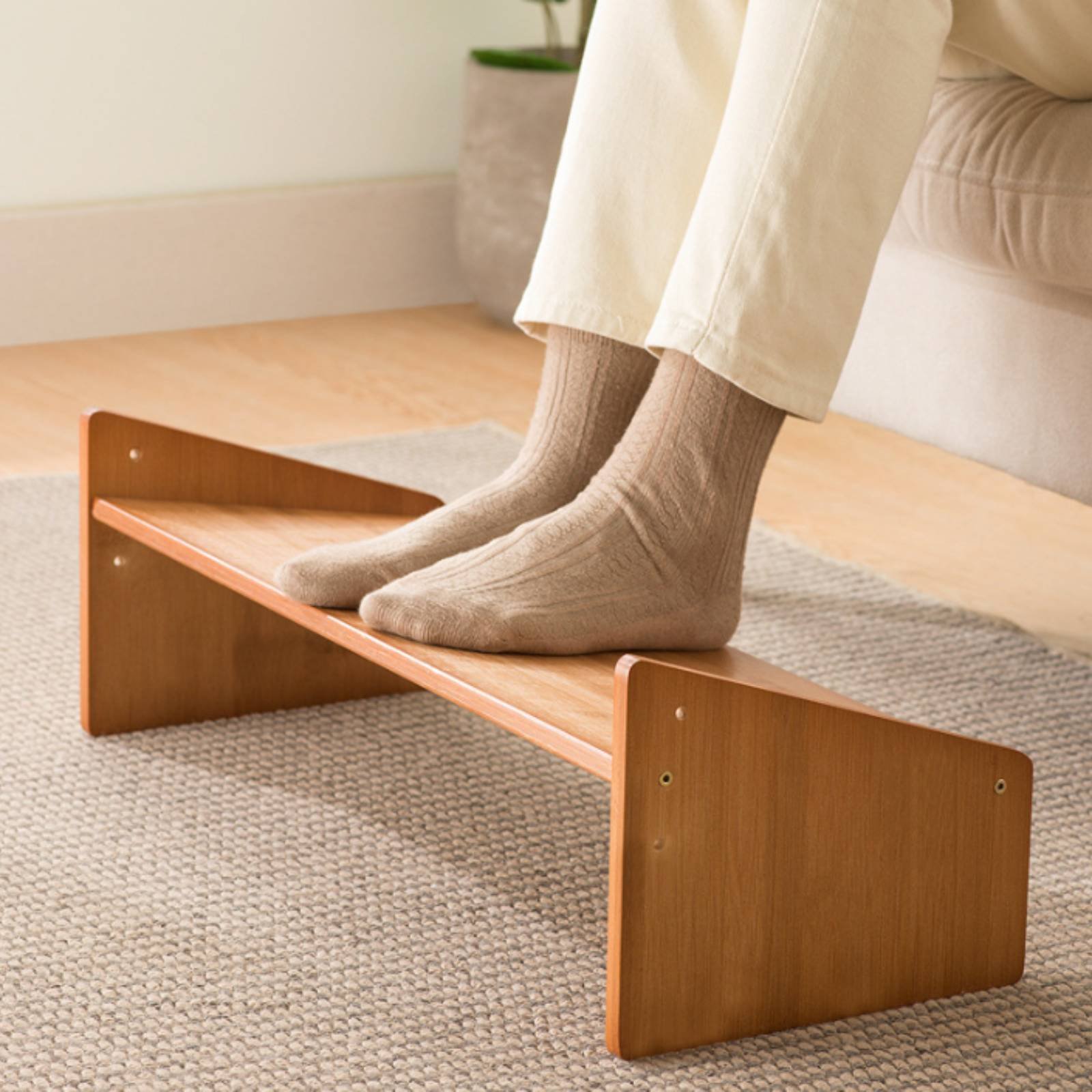 Under Desk Footrest Wide Surfa - Office Chair ulasan dan harga